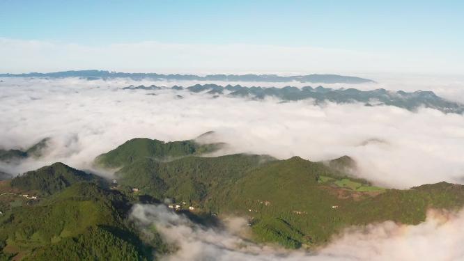 4k航拍高山峡谷云海