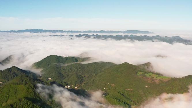 4k航拍高山峡谷云海