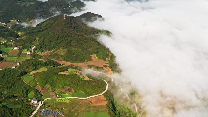 4k航拍高山峡谷云海