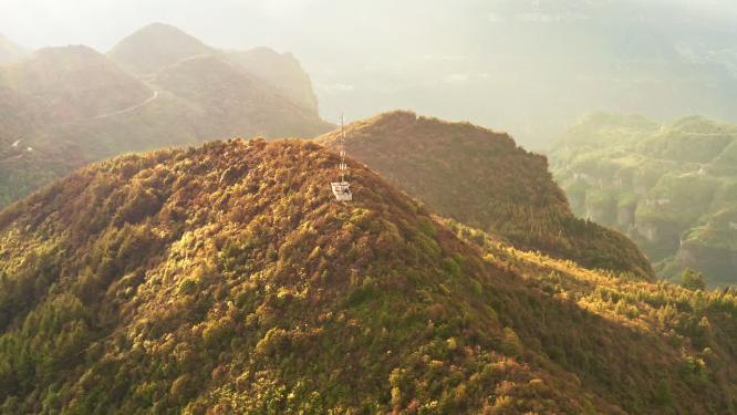 航拍山川峡谷丁达尔效应