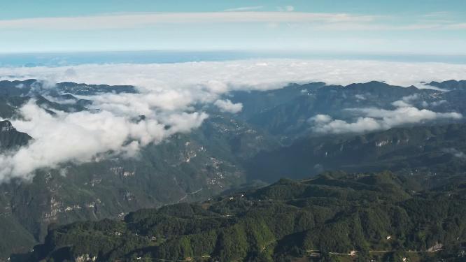 4k航拍高山峡谷云海