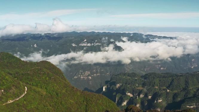 4k航拍高山峡谷云海