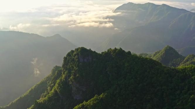 4k航拍山村晚霞