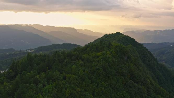 航拍山川峡谷