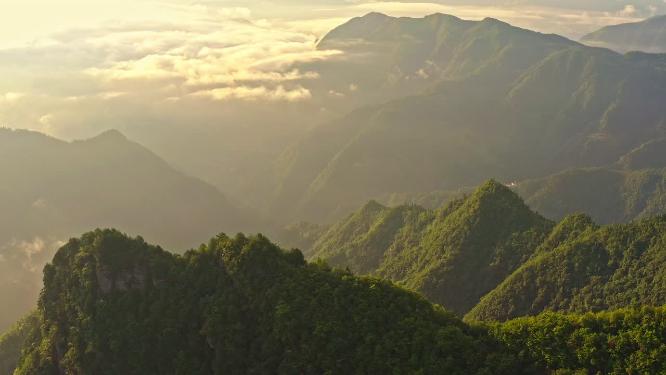 4k航拍山村晚霞