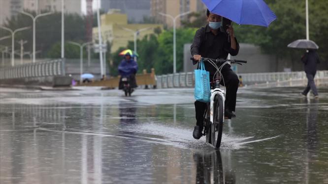 城市下雨