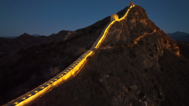 长城唯美光影夜景航拍