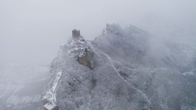 长城冬日雪景望京楼航拍