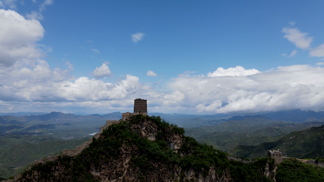 夏季长城烽火台航拍