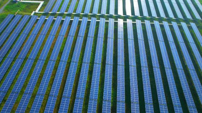 4K新能源太阳能发电站光伏