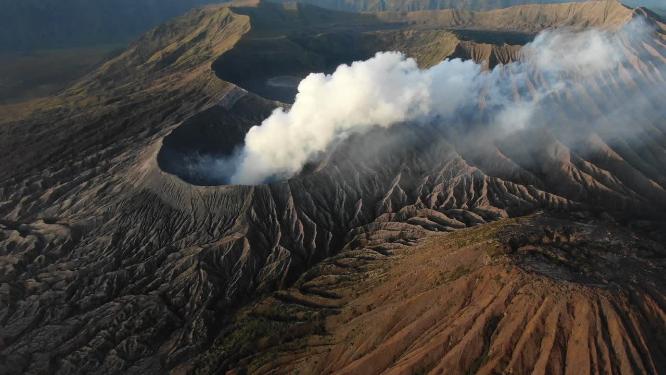 火山爆发爆炸冲击波地质