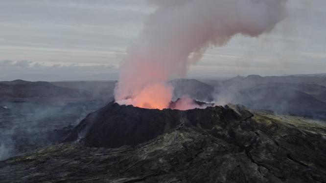 火山爆发爆炸冲击波地质