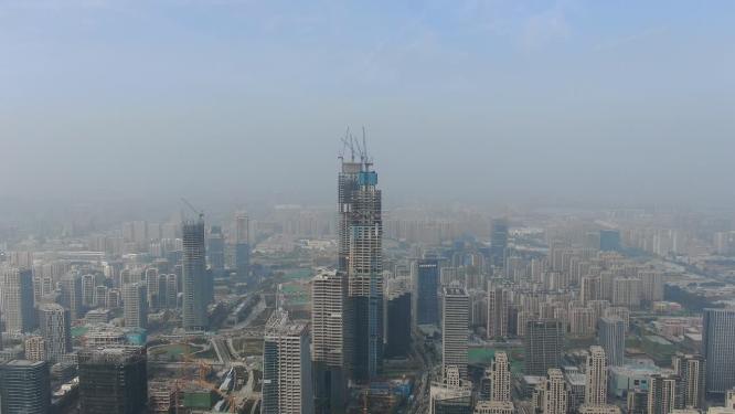 城市航拍山东济南双子塔施工吊塔