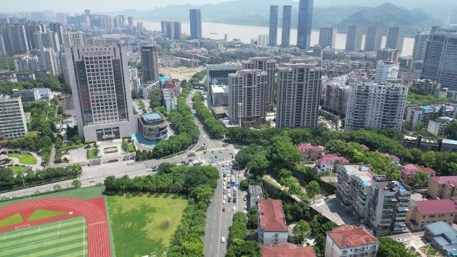 城市航拍湖北宜昌体育场路