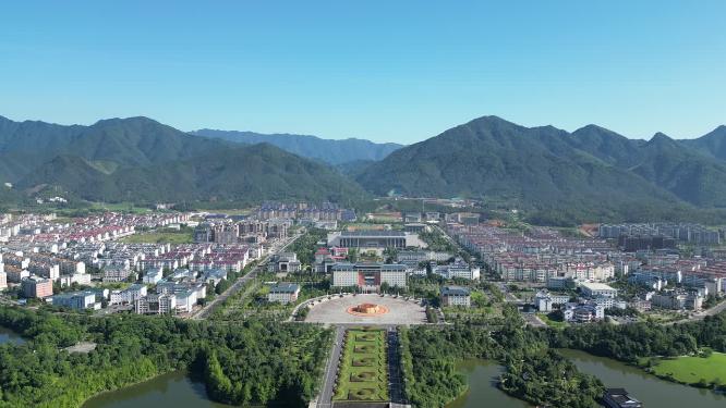 航拍江西吉安井冈山市政府