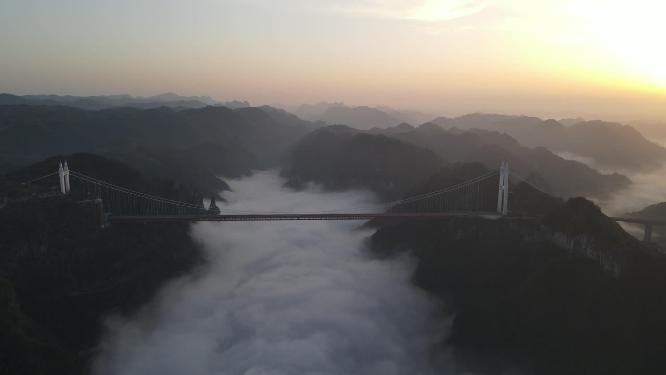 旅游景区湖南湘西矮寨大桥日出云海
