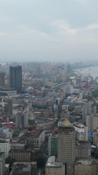 航拍江西九江城市建设