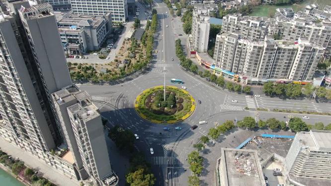 航拍湖南吉首城市交通圆形交通转盘