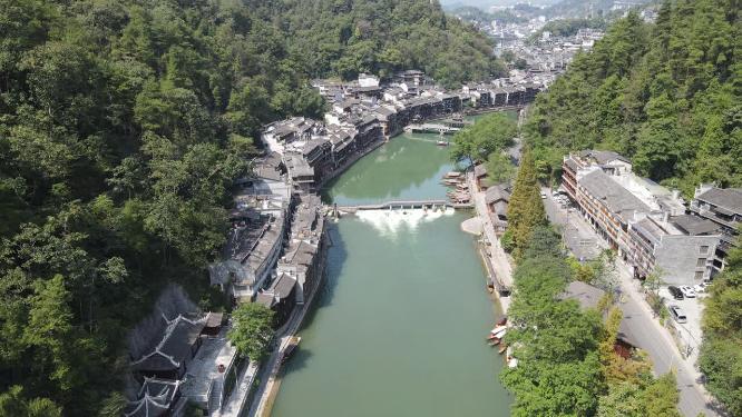 航拍湖南湘西凤凰古城沱江风光