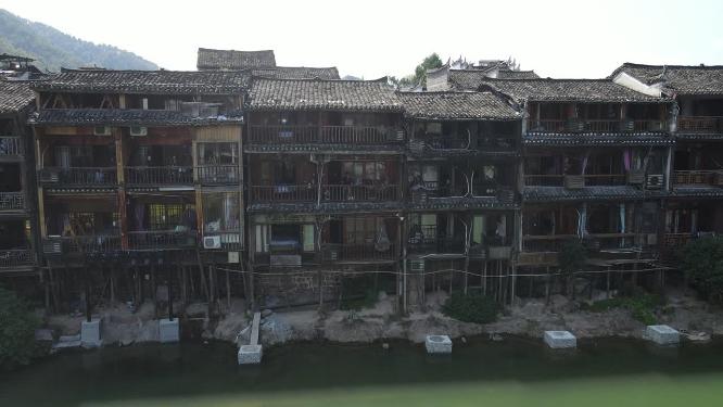 航拍湖南湘西凤凰古城吊脚楼