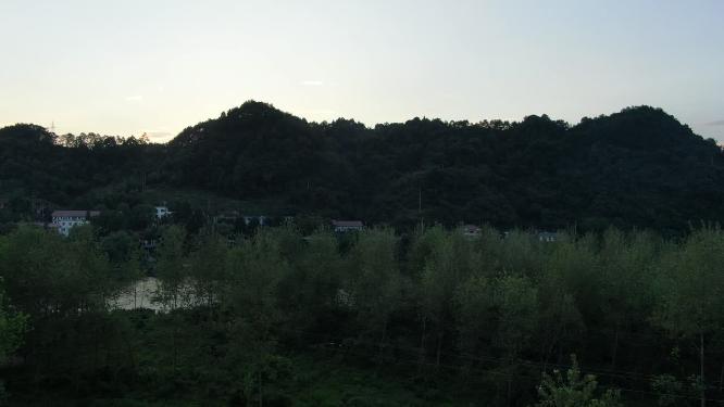 航拍连绵起伏山川丘陵地貌