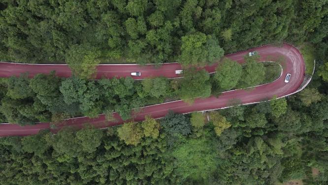 俯拍湖南湘西矮寨盘山公路