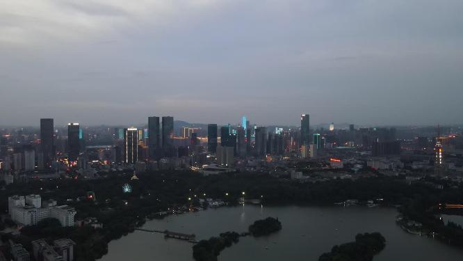 城市航拍湖南长沙傍晚城市华灯初上