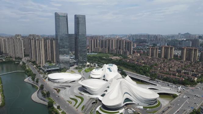 湖南长沙梅溪湖艺术中心金茂双塔