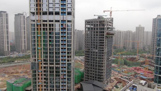 航拍城市商务建筑施工现场