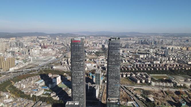 云南昆明双塔地标建筑航拍