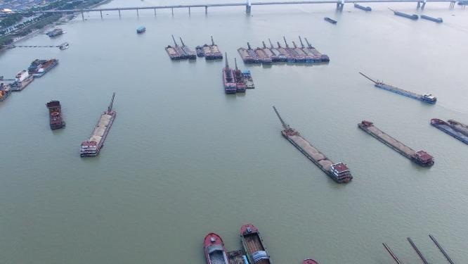 湖南岳阳洞庭湖船只航拍