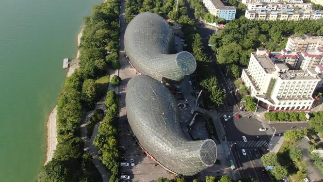航拍广西柳州双鱼汇地标建筑