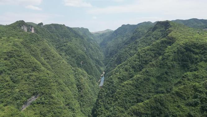 航拍祖国壮丽河山山谷