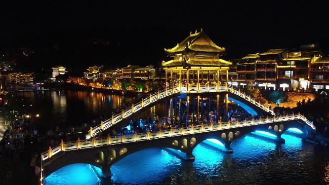 4K航拍湖南凤凰古城雪桥夜景灯光