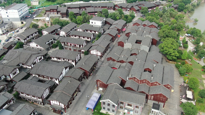 南方青砖绿瓦古建筑航拍 