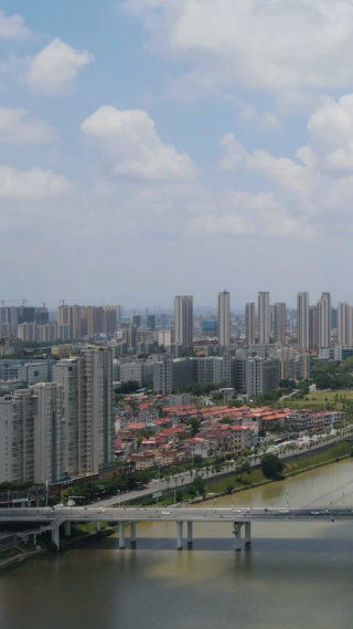 城市延时江西赣州城市风光竖屏航拍延时