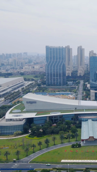城市航拍厦门会展中心竖屏