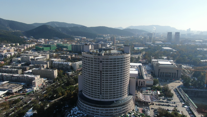 城市航拍山东大厦地标建筑 