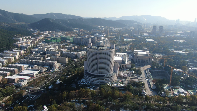 城市航拍山东大厦地标建筑 