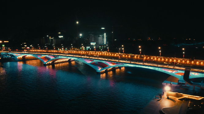 城市航拍广西桂林解放大桥航拍夜景延时