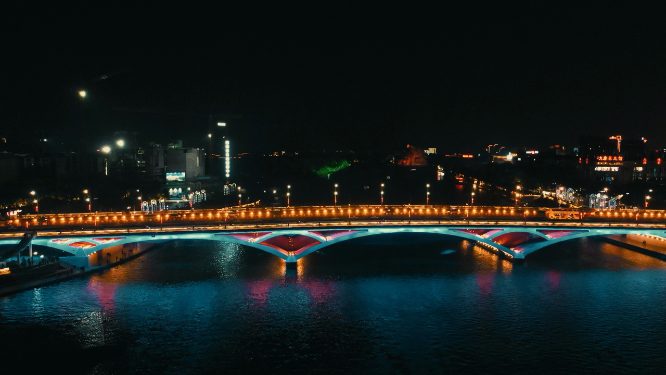 城市航拍广西桂林解放大桥航拍夜景延时