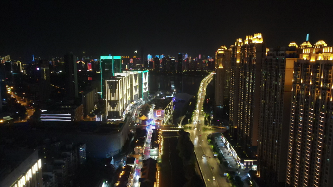 城市航拍武汉楚河汉街商业步行街夜景