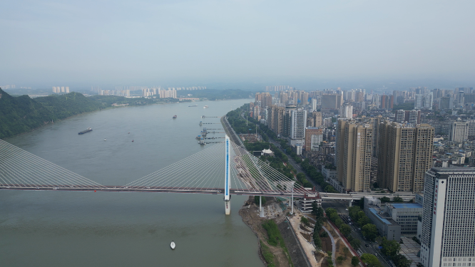城市航拍湖北宜昌长江大桥交通