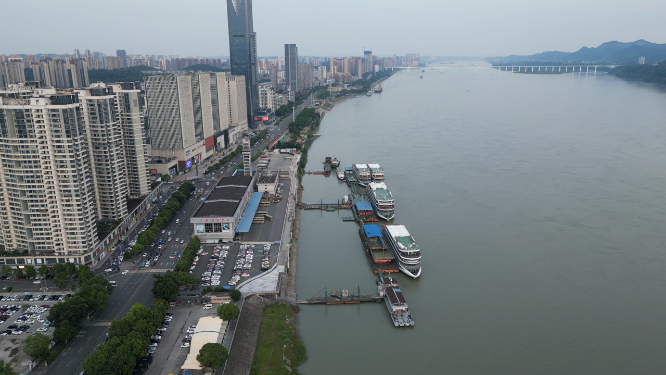 城市航拍湖北宜昌长江港口