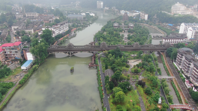 城市航拍湖南城步风雨桥地标建筑