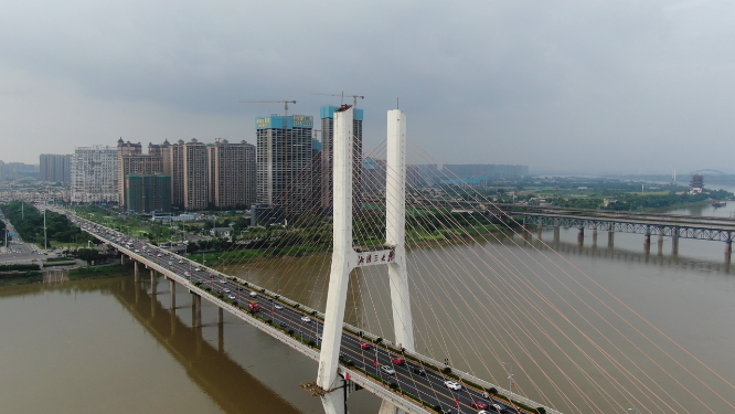 城市航拍湖南湘潭湘江三桥航拍
