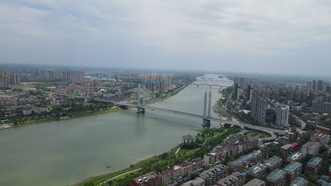 城市航拍湖南益阳西流湾大桥交通 