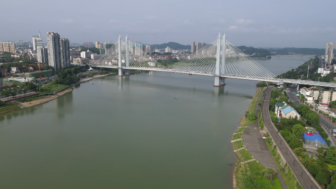 城市航拍湖南益阳西流湾大桥交通