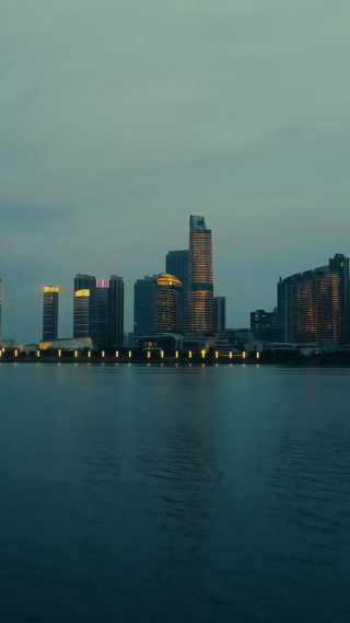 城市航拍湖南长沙北辰三角洲夜景灯光竖屏航拍