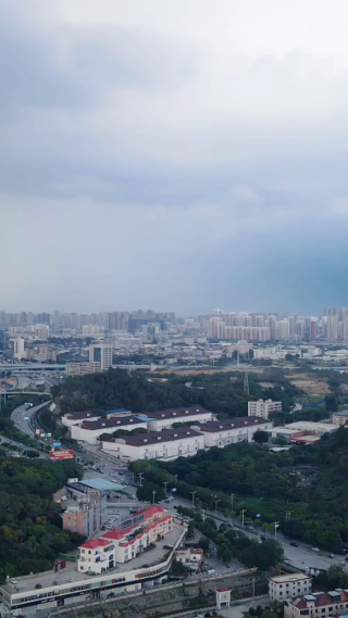 城市航拍福建泉州城市全景竖屏